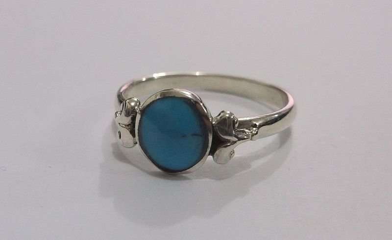 A FANTASTIC SOLID STERLING SILVER RING SET WITH A COOL TURQUOISE LOOK INLAY ...STUNNER !!