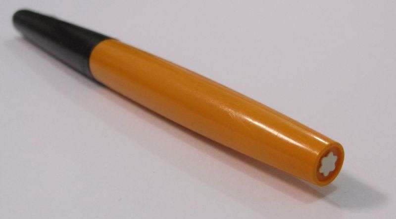 A TOTALLY COOL RARE VINTAGE 1970`S MONT BLANC "CARRERA"  FOUNTAIN PEN IN GREAT CONDITION !!! WOW !!!