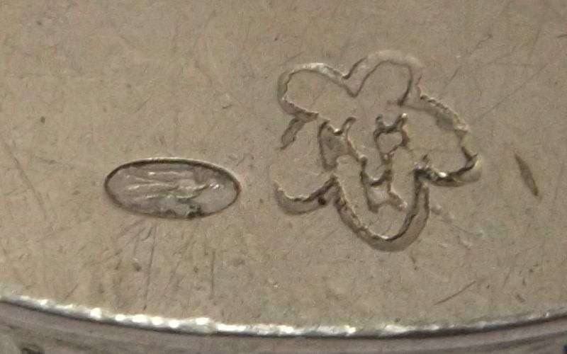 AN IMPORTANT ANTIQUE SOLID SILVER PILL BOX BY GERMAN SILVERSMITH KARL KURZ ....SUPER RARE !!!!!!!!!!