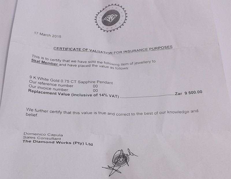 A GORGEOUS 9 CARAT WHITE GOLD PENDANT SET WITH 5 FACETED BLUE SAPPHIRES " UNIQUE DESIGNER PIECE "