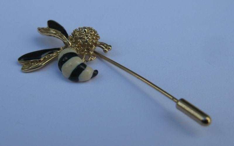 BROOCH / PIN - BEE