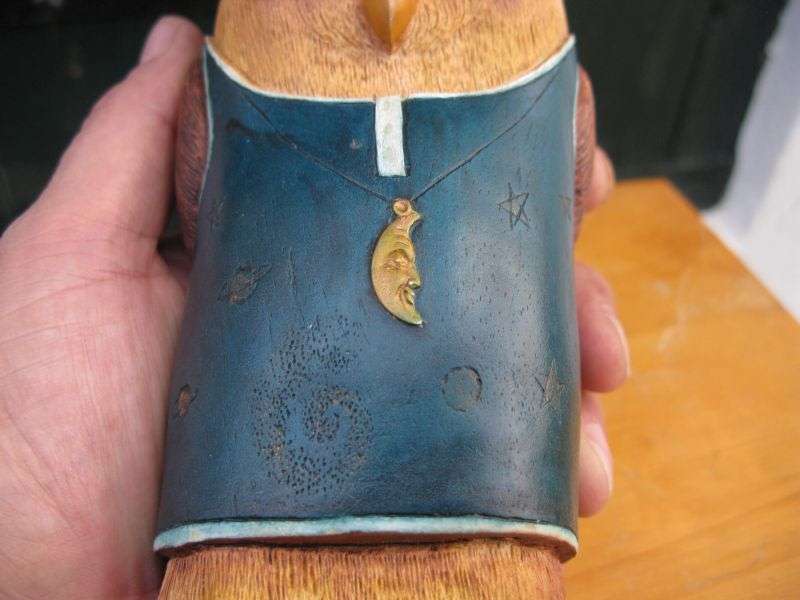 A DESIGNER STATUE OF AN OWL - "SIGNED"