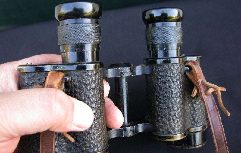 GREAT QUALITY WORLD WAR 2 ERA BINOCULARS BY WATSON-BAKER DATED 1942 IN FULL WORKING CONDITION ...WOW