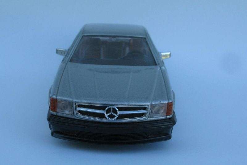 CLASSY !! A 1:26 SCALE DIE CAST METAL MODEL OF THE MERCEDES BENZ 500 SEC BY BURAGO ITALY...COOL SIZE