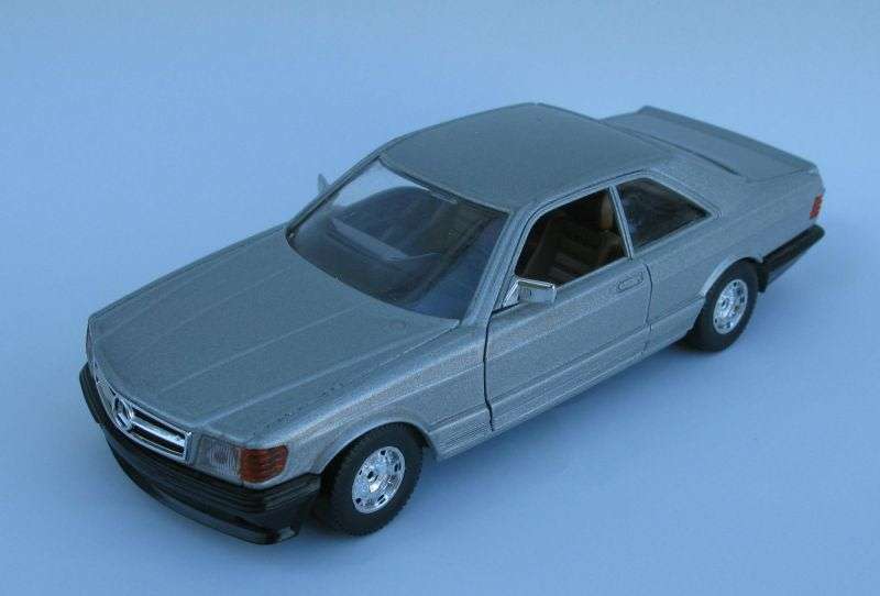 CLASSY !! A 1:26 SCALE DIE CAST METAL MODEL OF THE MERCEDES BENZ 500 SEC BY BURAGO ITALY...COOL SIZE