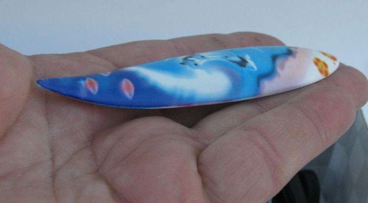 SWEET DUDE !! A 1:32 SCALE DIE CAST METAL MODEL OF THE TOYOTA RAV4 CABRIOLET WITH SURFBOARD ...NICE