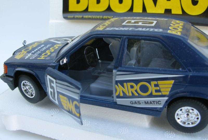 SO RARE !! A 1:25 SCALE DIE CAST METAL MODEL OF THE MERCEDES BENZ 190E BY BURAGO ITALY...BOXED !!
