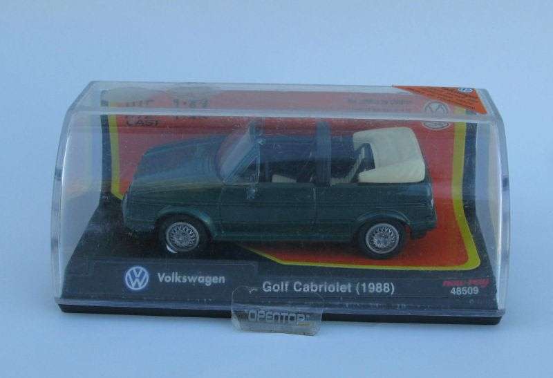 NICE FIND !! A 1:43 SCALE DIE CAST METAL MODEL OF THE 1988 VW GOLF CABRIOLET BY NEW RAY ...WOW !!!
