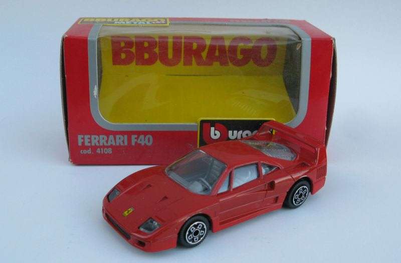 A SUPER COOL 1:43 SCALE DIE CAST METAL MODEL OF THE FERRARI F40 BY BURAGO ITALY ...WOW !!!