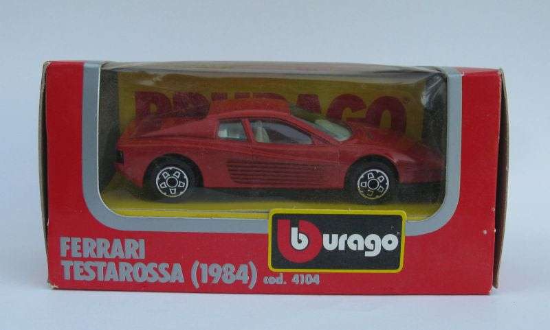A SLEEK 1:43 SCALE DIE CAST METAL MODEL OF THE 1984 FERRARI TESTAROSSA BY BURAGO ITALY !! WOW !!