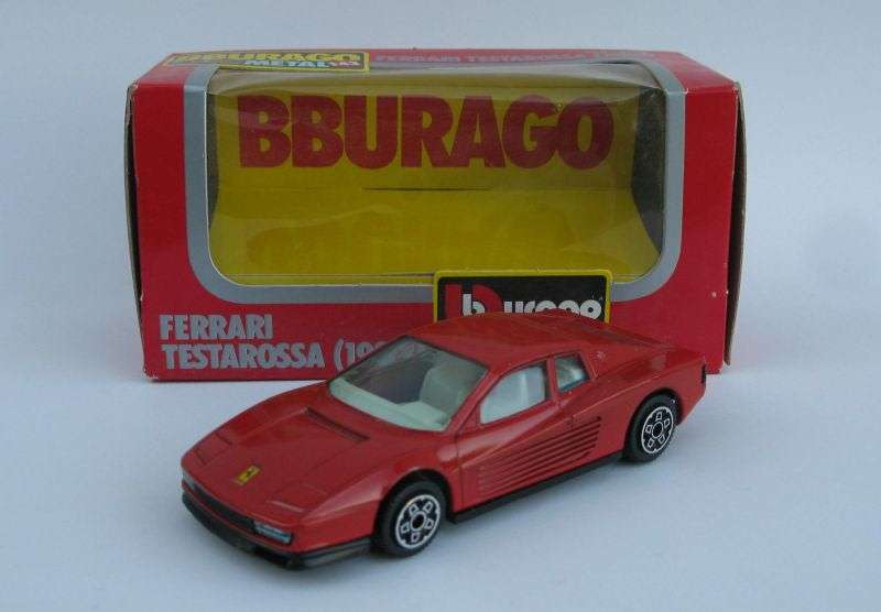 A SLEEK 1:43 SCALE DIE CAST METAL MODEL OF THE 1984 FERRARI TESTAROSSA BY BURAGO ITALY !! WOW !!