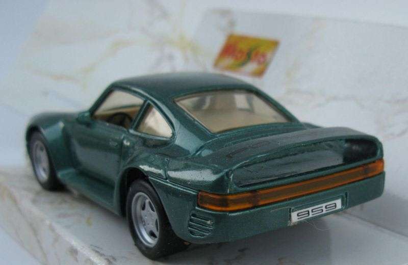 TOO COOL !! A 1:36 SCALE DIE CAST METAL MODEL OF THE PORSCHE 959 ...SPECIAL EDITION BY MAISTO !!