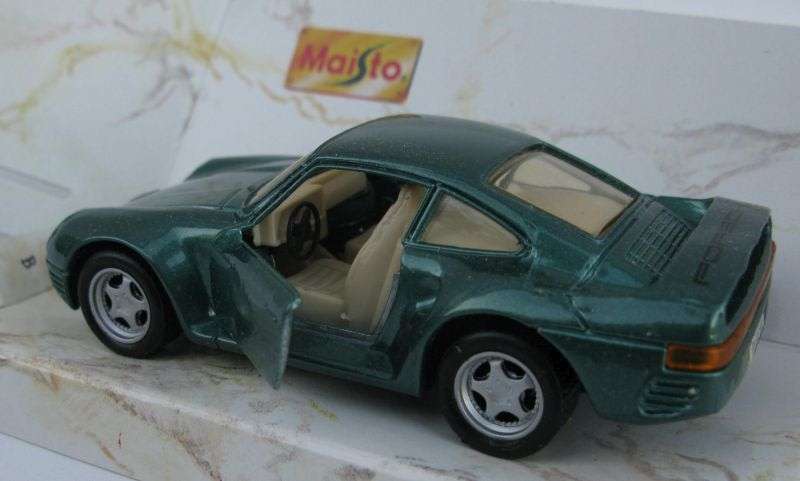 TOO COOL !! A 1:36 SCALE DIE CAST METAL MODEL OF THE PORSCHE 959 ...SPECIAL EDITION BY MAISTO !!