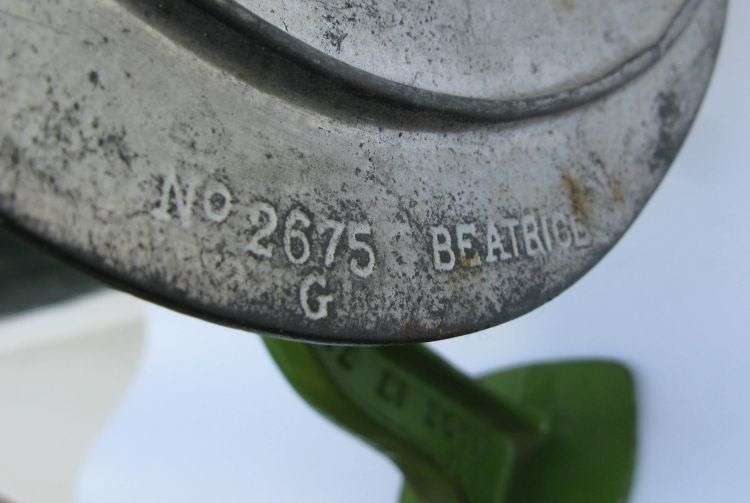BRILLIANT RARE VINTAGE MEAT SLICER BY BEATRICE ENGLAND ...CAST IRON WITH COUNTER CLAMP ...WOW !!!!