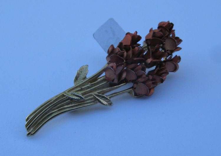 BROOCH - BUNCH OF ROSES