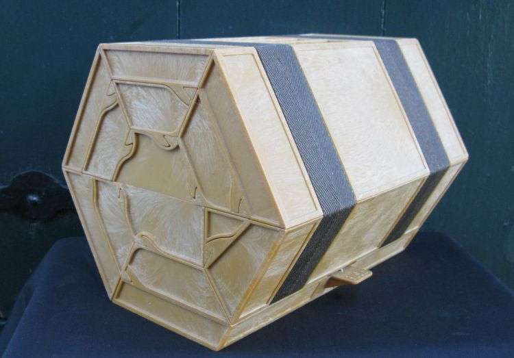 SO COOL !! A VINTAGE ROLYKIT ORGANIZER MADE IN HOLLAND ...PERFECT FOR THE COLLECTOR !! MUST HAVE !!