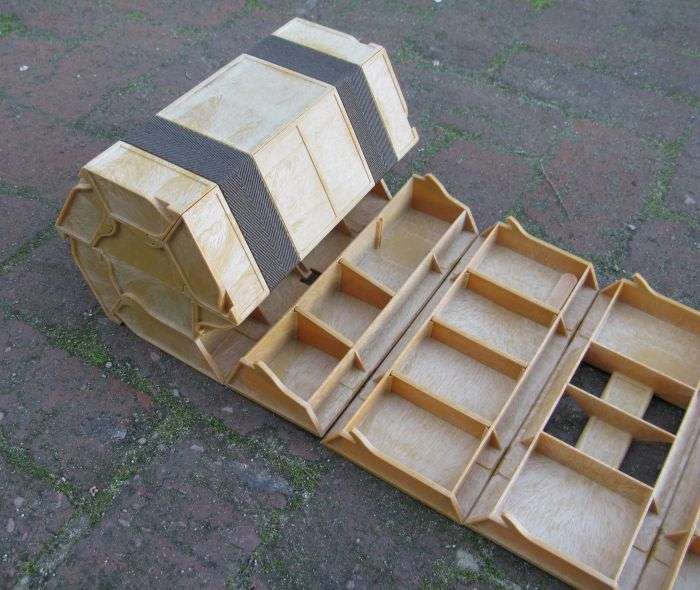 SO COOL !! A VINTAGE ROLYKIT ORGANIZER MADE IN HOLLAND ...PERFECT FOR THE COLLECTOR !! MUST HAVE !!