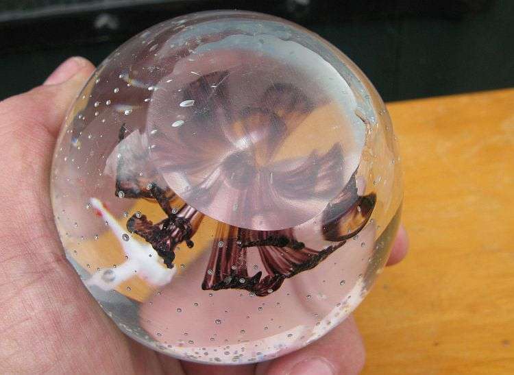 A M A Z I N G !!! A VINTAGE SOLID GLASS PAPERWEIGHT WITH FLOWER AND BIRD DETAIL ...INTERNAL BUBBLES