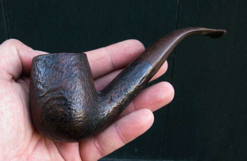 THREE VINTAGE SMOKING PIPES PLUS RACK