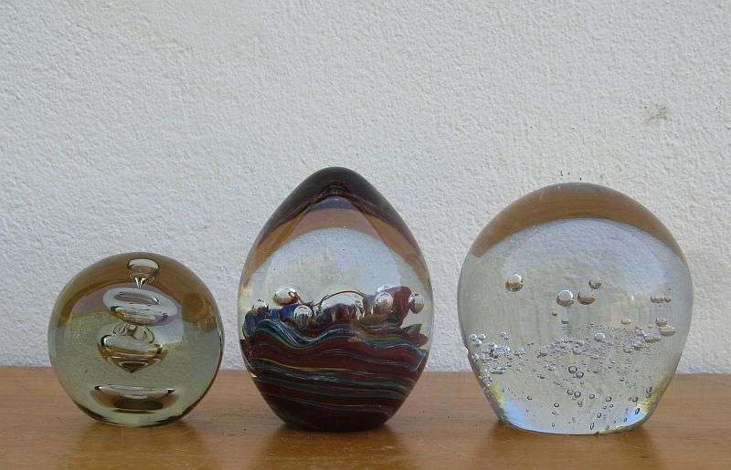 FANTASTIC !! A LOT OF 3 VINTAGE SOLID ART GLASS PAPERWEIGHTS ....ONE SIGNED....ALL AWESOME !!
