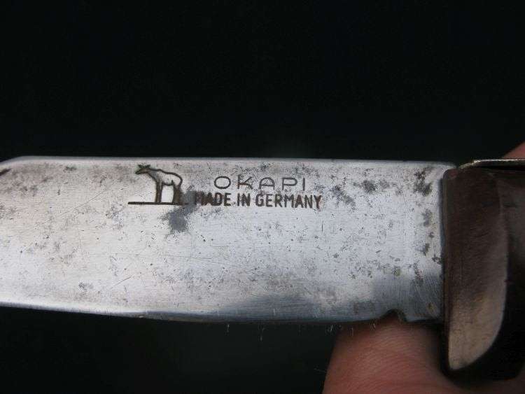 COOL !! THREE VINTAGE POCKET KNIVES INCLUDING GERMAN OKAPI AND A RICHARDS ...BID FOR THE LOT !! WOW