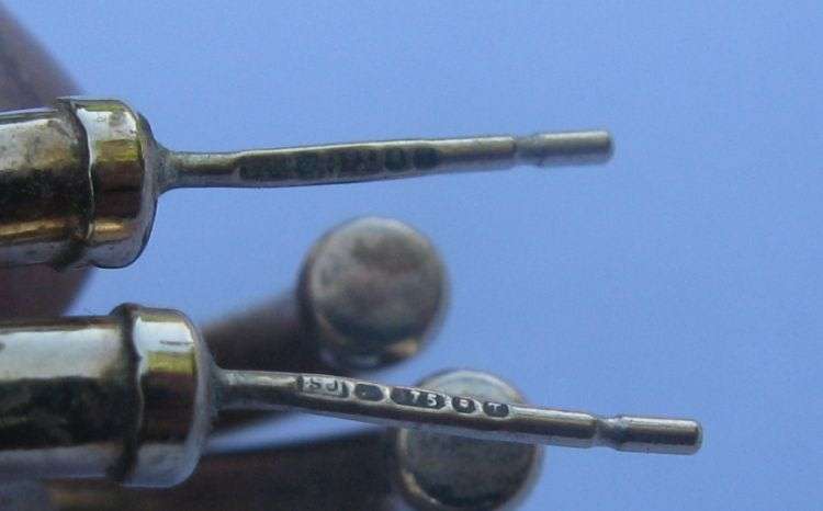 A FABULOUS GOOD QUALITY PAIR OF 9CT YELLOW GOLD EARRINGS IN SUPERB CONDITION ...MUST SEE !!