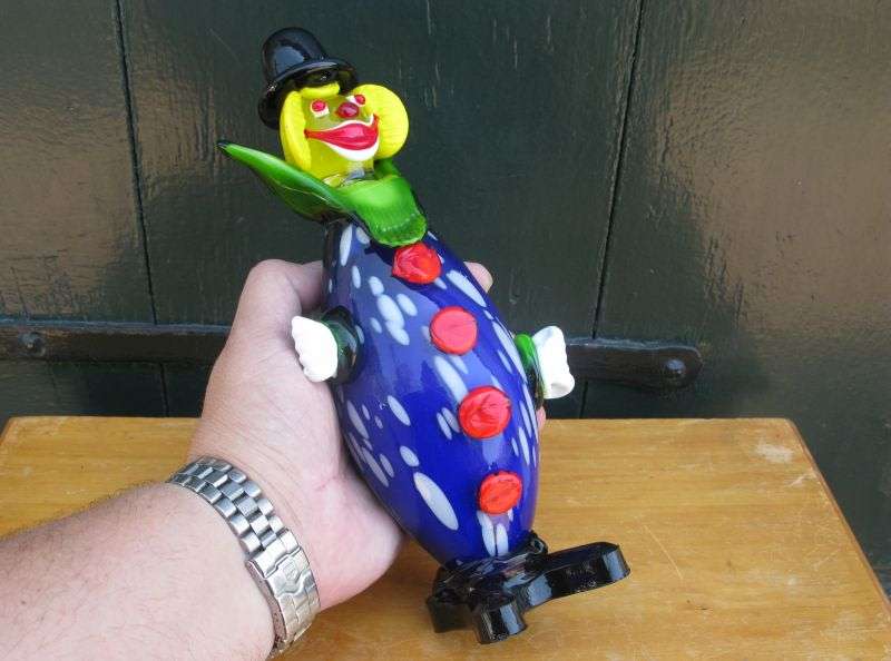 AWESOME FIND !! A COOL VINTAGE BLOWN GLASS CLOWN ORNAMENT ... MURANO GLASS ?