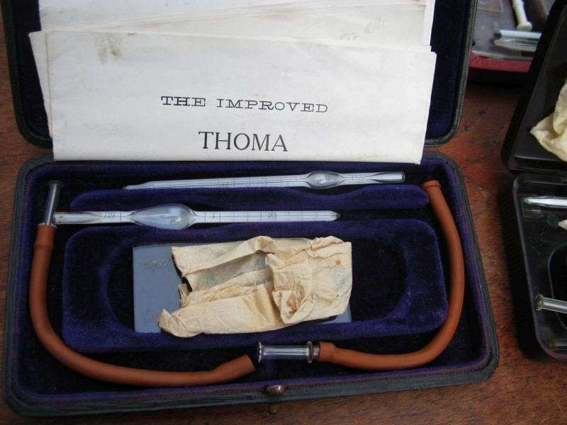 ABSOLUTELY RARE FIND !! A LOT OF OLD MICROSCOPE ACCESSORIES IN ORIGINAL BOXES !! MUST SEE !! WOW !!