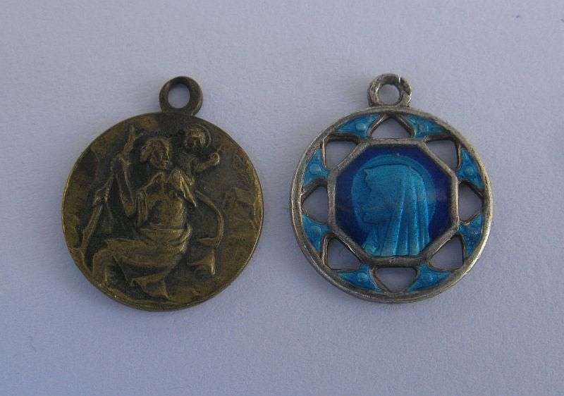A STUNNING COLLECTION OF 8 RELIGIOUS MEDALLIONS INCLUDING A FRENCH STERLING SILVER ENAMELED MADONNA