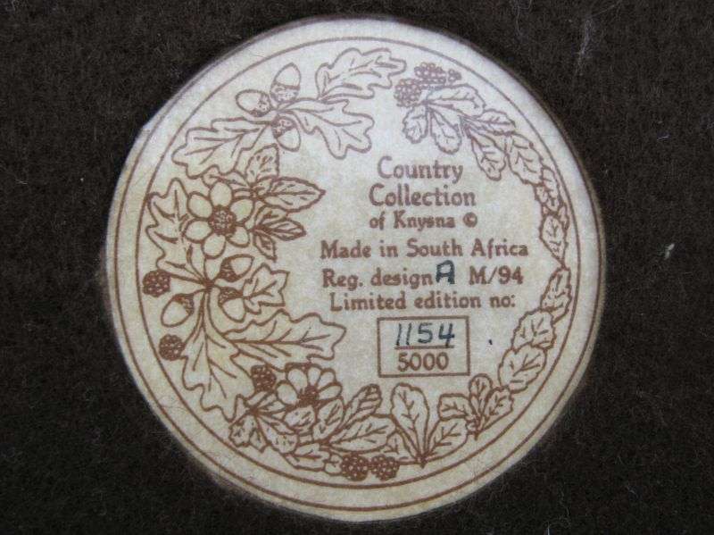 AN ADORABLE LIMITED EDITION SCULPTURE OF TWO MICE AND ACORNS BY COUNTRY COLLECTION OF KNYSNA...SWEET