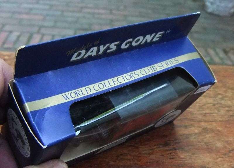 RARE !! CLUB MEMBER EDITION LLEDO DIE CAST METAL MODEL - HORSE AND CART - 1987 SPRING COLLECTION