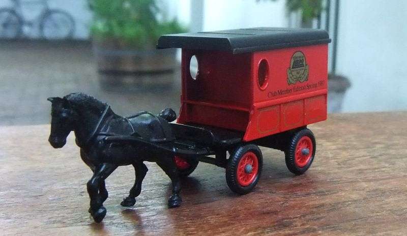 RARE !! CLUB MEMBER EDITION LLEDO DIE CAST METAL MODEL - HORSE AND CART - 1987 SPRING COLLECTION