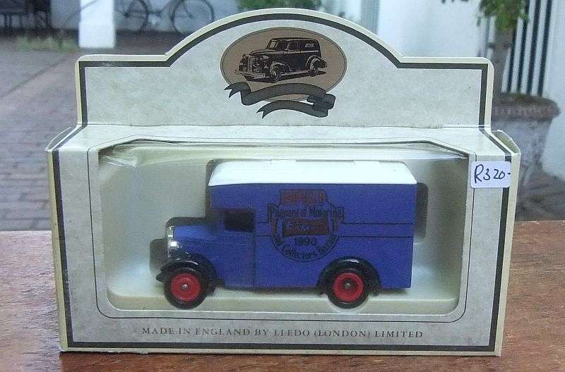 COOL !! A VINTAGE DIE CAST METAL MODEL BY LLEDO ADVERTISING ENFIELD PAGEANT OF MOTORING