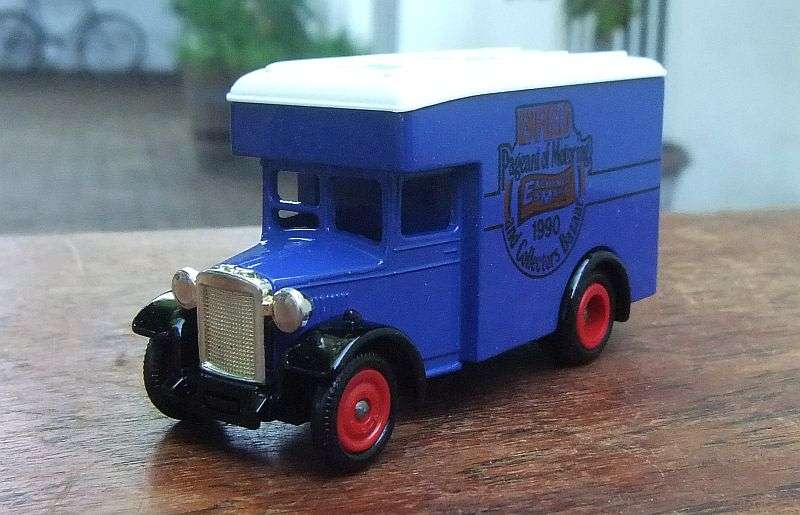 COOL !! A VINTAGE DIE CAST METAL MODEL BY LLEDO ADVERTISING ENFIELD PAGEANT OF MOTORING