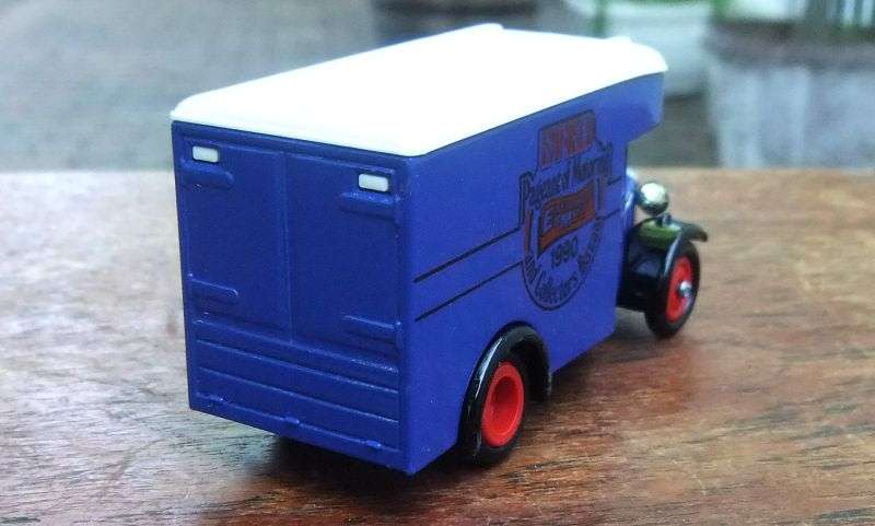 COOL !! A VINTAGE DIE CAST METAL MODEL BY LLEDO ADVERTISING ENFIELD PAGEANT OF MOTORING