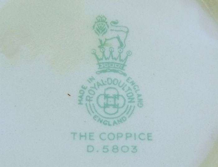 A LOVELY ART DECO PERIOD GRAVY BOAT BY ROYAL DOULTON IN ""THE COPPICE "" PATTERN