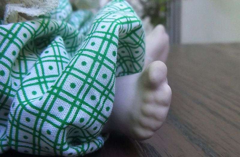 AN OLD PORCELAIN DOLL WITH INTERESTING MAKERS MARKS...HEXAGRAM AND NUMBERS ...EXCELLENT QUALITY