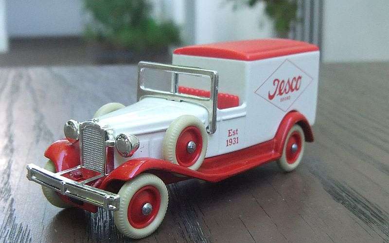 NICE !! A VINTAGE 1980`S DIE CAST METAL MODEL BY LLEDO ENGLAND ADVERTISING "" TESCO BRAND ""