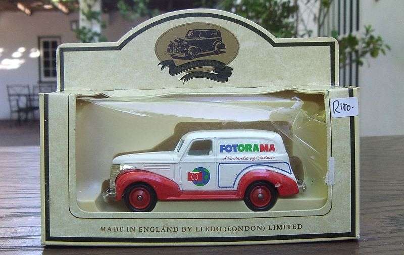 A COOL VINTAGE DIE CAST METAL MODEL BY LLEDO ADVERTISING "FOTORAMA - A WORLD OF COLOUR " BOXED !!