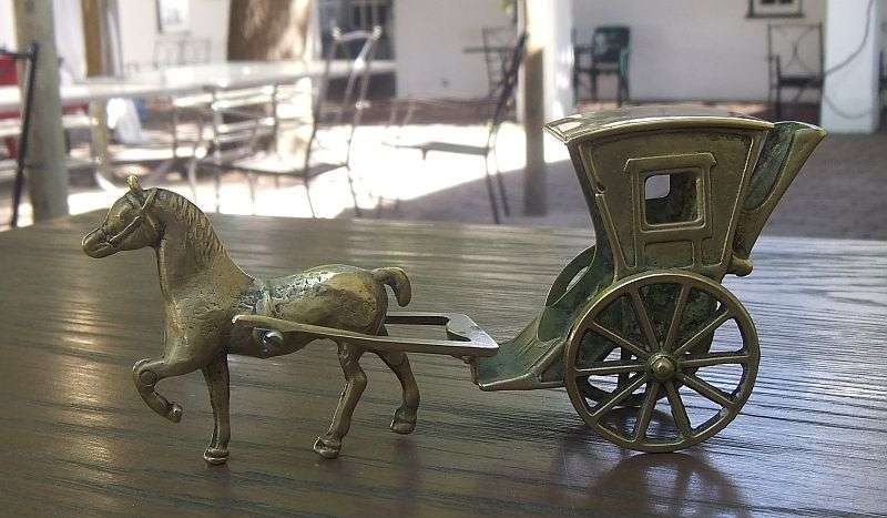 SO SWEET !! A CHARACTERFUL VINTAGE SOLID BRASS HORSE AND CART ORNAMENT !! WOW !!