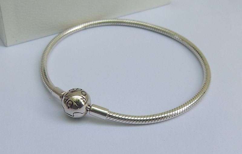 GOOD AS NEW !! A BOXED SOLID STERLING SILVER BRACELET BY ""PANDORA"" IN UNUSED CONDITION !! WOW !!