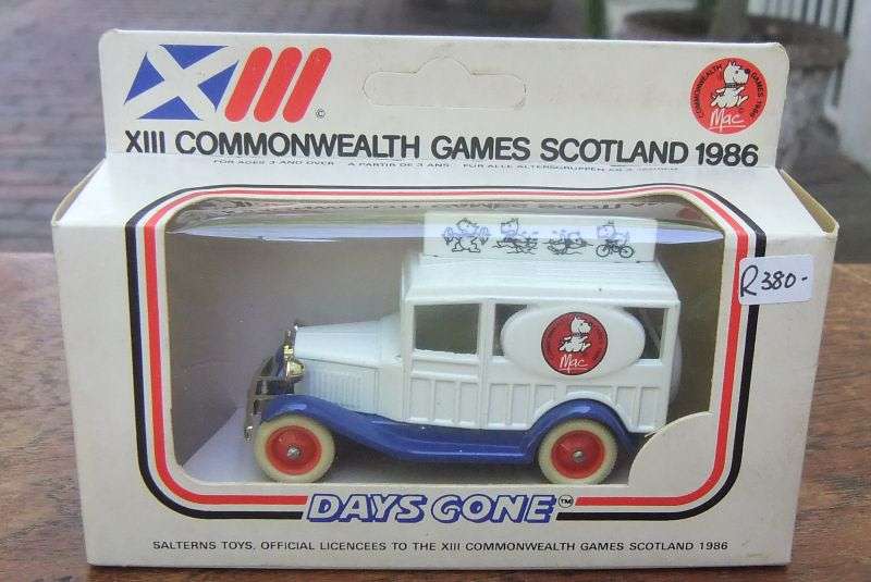 A BOXED LLEDO DIE CAST METAL MODEL ISSUED TO ADVERTISE THE COMMONWEALTH GAMES SCOTLAND 1986