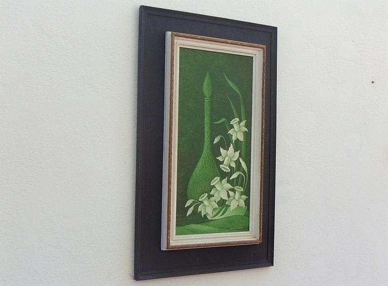 WOW !! AN EYE CATCHING ORIGINAL OIL ON BOARD STILL LIFE PAINTING SIGNED BY THE ARTIST RONEL STALEY