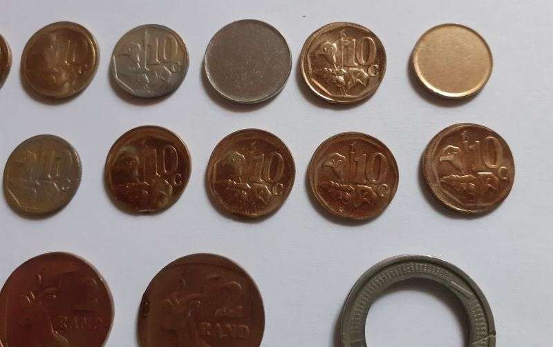 A RARE COLLECTION OF 27 SOUTH AFRICAN ERROR COINS !! YOU ARE BIDDING FOR THE LOT !! GREAT VALUE !!