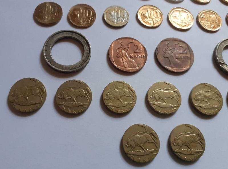 A RARE COLLECTION OF 27 SOUTH AFRICAN ERROR COINS !! YOU ARE BIDDING FOR THE LOT !! GREAT VALUE !!