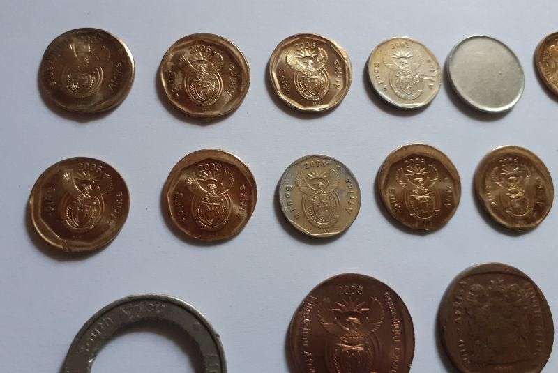 A RARE COLLECTION OF 27 SOUTH AFRICAN ERROR COINS !! YOU ARE BIDDING FOR THE LOT !! GREAT VALUE !!