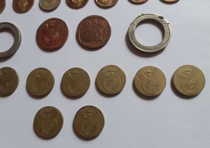 A RARE COLLECTION OF 27 SOUTH AFRICAN ERROR COINS !! YOU ARE BIDDING FOR THE LOT !! GREAT VALUE !!