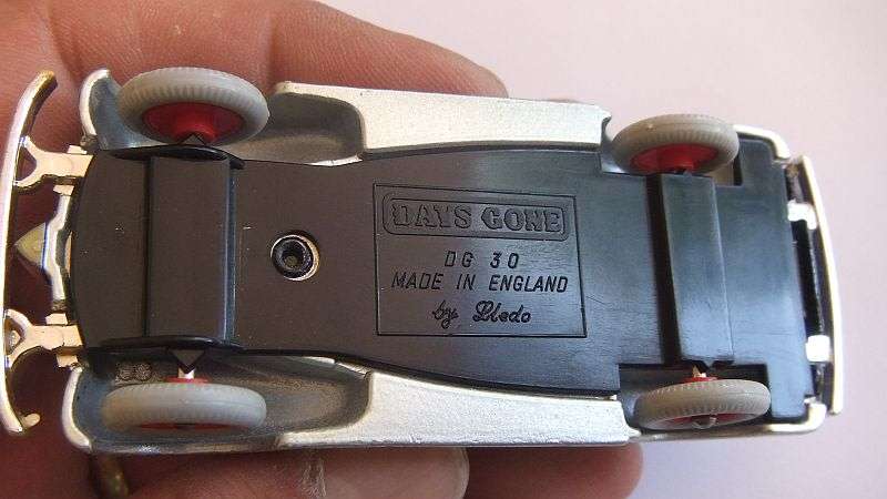 SALE !! LOW LOW R50 START - FREE COMBINING - LLEDO DIE CAST METAL MODEL - CLUB EDITION 1989