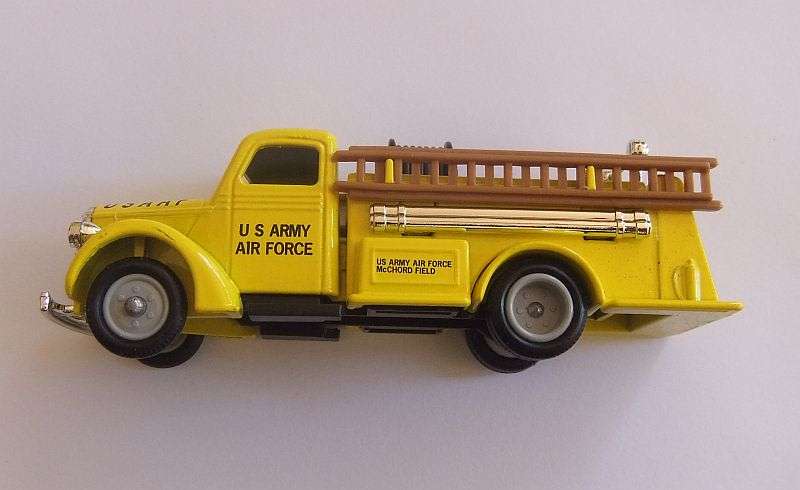 SALE !! LOW LOW R50 START - FREE COMBINING - LLEDO DIE CAST METAL MODEL - US ARMY AIR FORCE