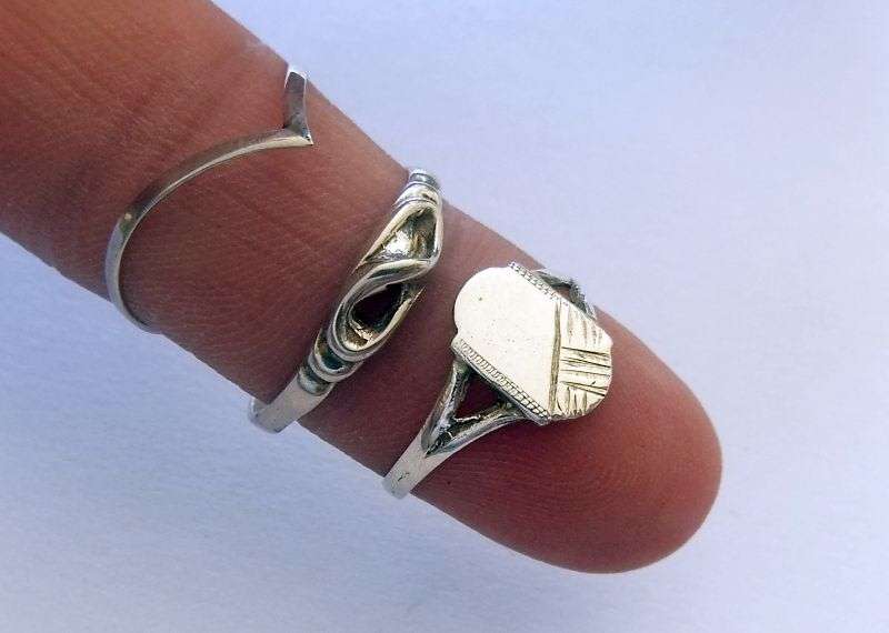 WOW !! STUNNING !! A COLLECTION OF 15 STERLING SILVER RINGS !! ALL DIFFERENT !! BID FOR THE LOT !!